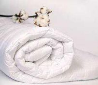 Combined RRP £170 Lot To Contain John Lewis King-Size Cotton Duvet Covers And A Small White Towel