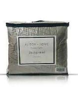 Combined RRP £160 Lot To Contain 2 Bagged Alison At Home Everyday Elegance Bedspread 260Cmx250Cm