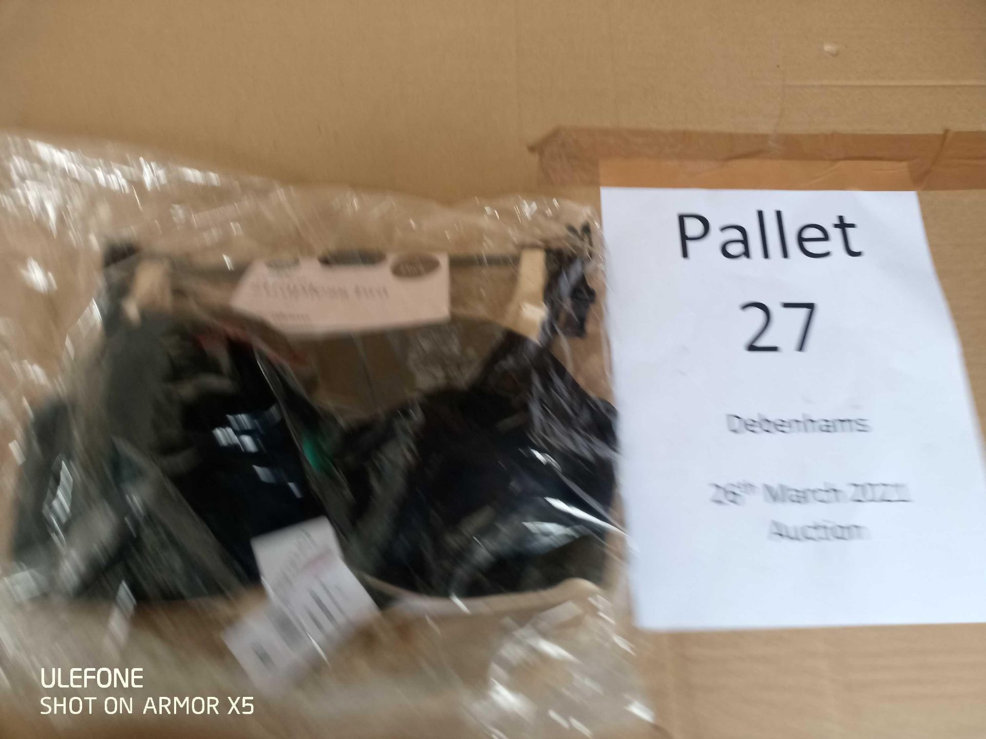 RRP £11,010 Pallet To Contain 505 Brand New Tagged Debenhams Fashion Items 27 X Black Beige Padded 8 - Image 15 of 26