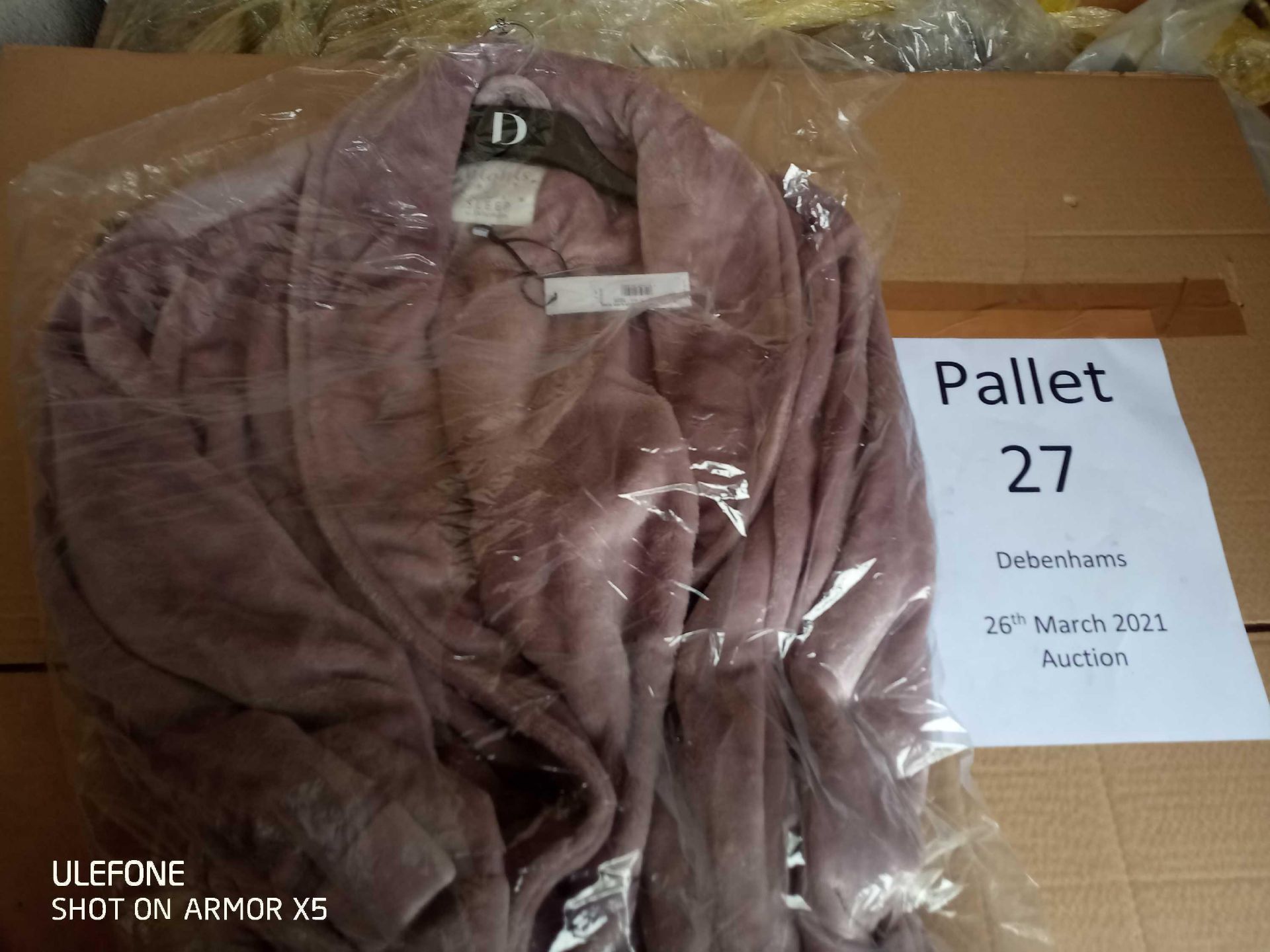 RRP £11,010 Pallet To Contain 505 Brand New Tagged Debenhams Fashion Items 27 X Black Beige Padded 8 - Image 24 of 26