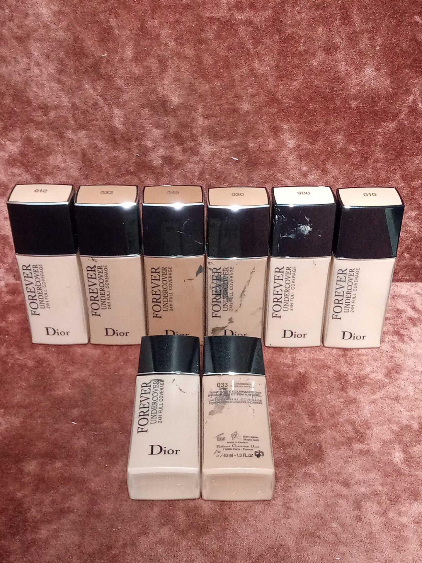 RRP £200 Gift Bag To Contain 8 Tester Of Dior Forever Undercover 24H Full Coverage In Assorted Shade