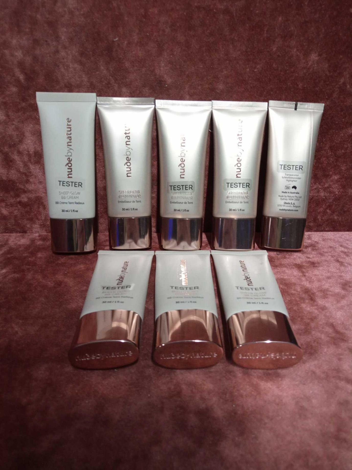 RRP £160 Gift Bag To Contain 8 Brand New Tester Of Nude By Nature Sheer Glow Bb Cream In Assorted Sh