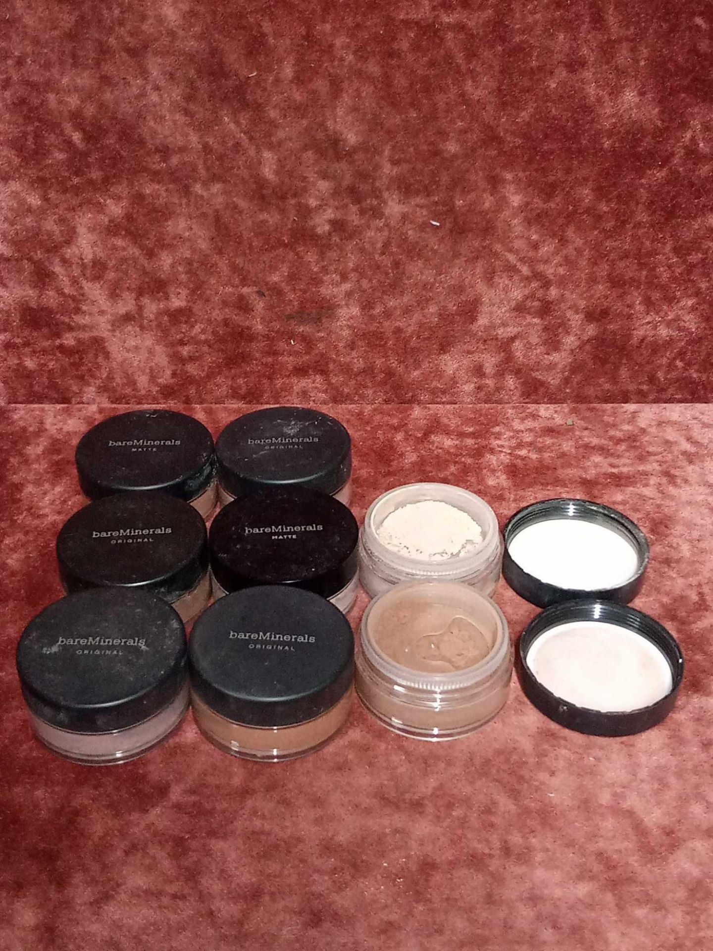 RRP £180 Gift Bag To Contain 8 Tester Of Bareminerals Foundation In Assorted Shades Ex-Display
