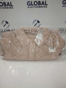 RRP £210 Lot To Contain 7 Brand New Bagged And Tagged Diamond Quilted Jacket In Assorted Sizes