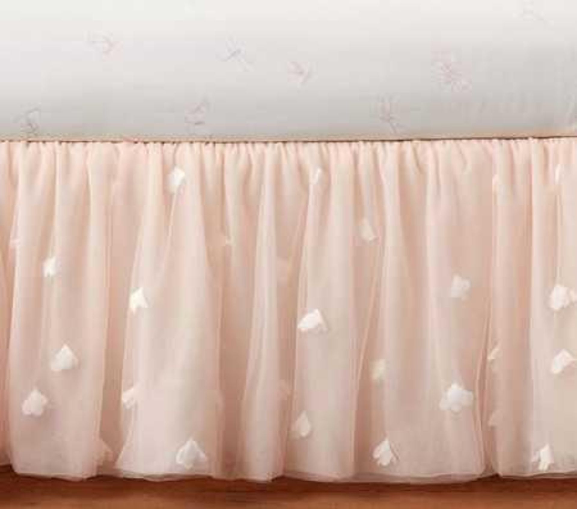 RRP £130 bagged Monique Lhuillier Sateen Ethereal Butterfly Baby Bed Linen - Image 2 of 2