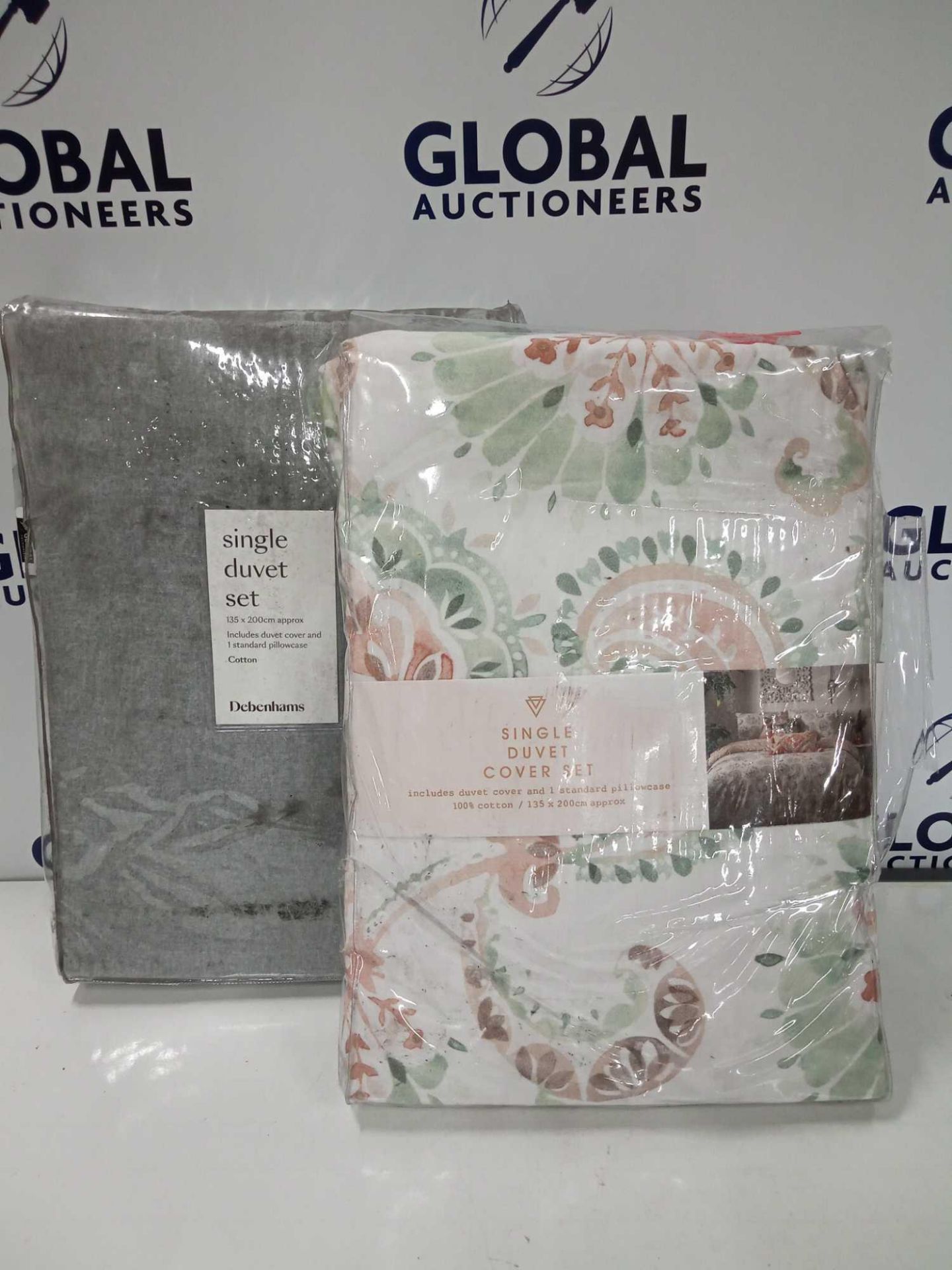 RRP £240 Lot To Contain 6 Single Duvet Cover Sets To Include Duvet Cover And 1 Standard Pillow Case