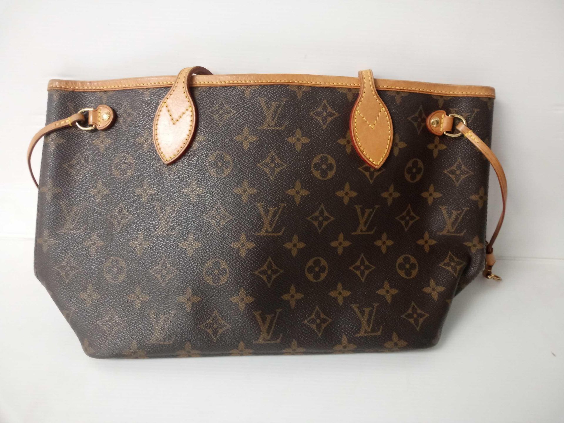 RRP £1200 Louis Vuitton Monogram Canvas Shoulder Small Bag