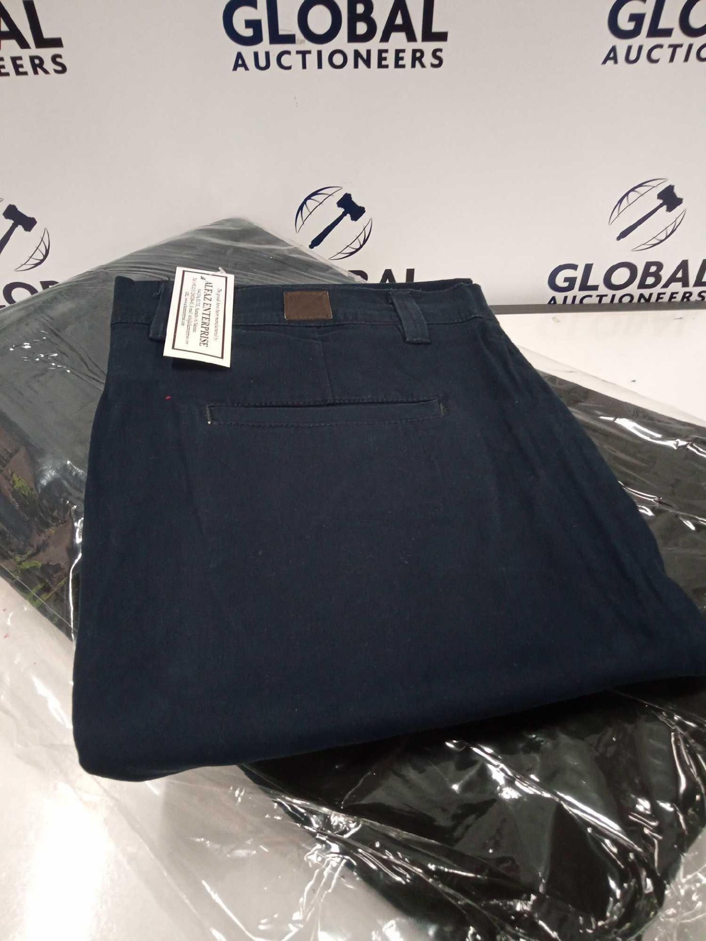 RRP £270 Lot To Contain 40 Brand New Bagged And Tagged Alfaz Navy Trousers In Assorted Sizes And Sty