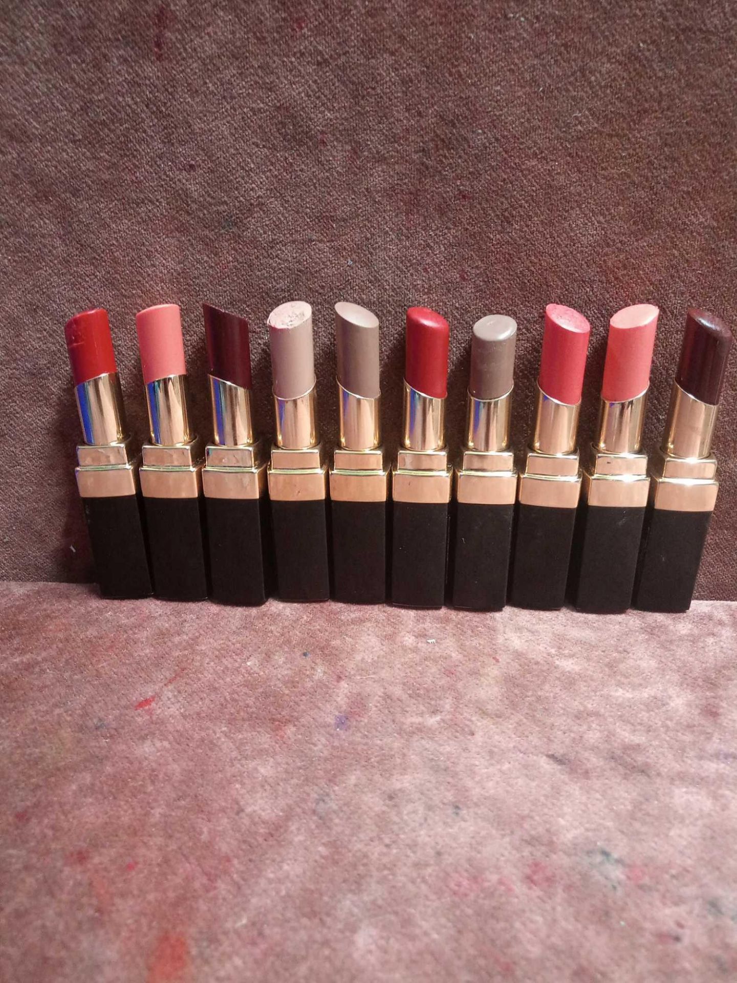RRP £330 Gift Bag To Contain 10 Testers Of Chanel Rouge Coco Flash Lipsticks In Assorted Shades Ex-D