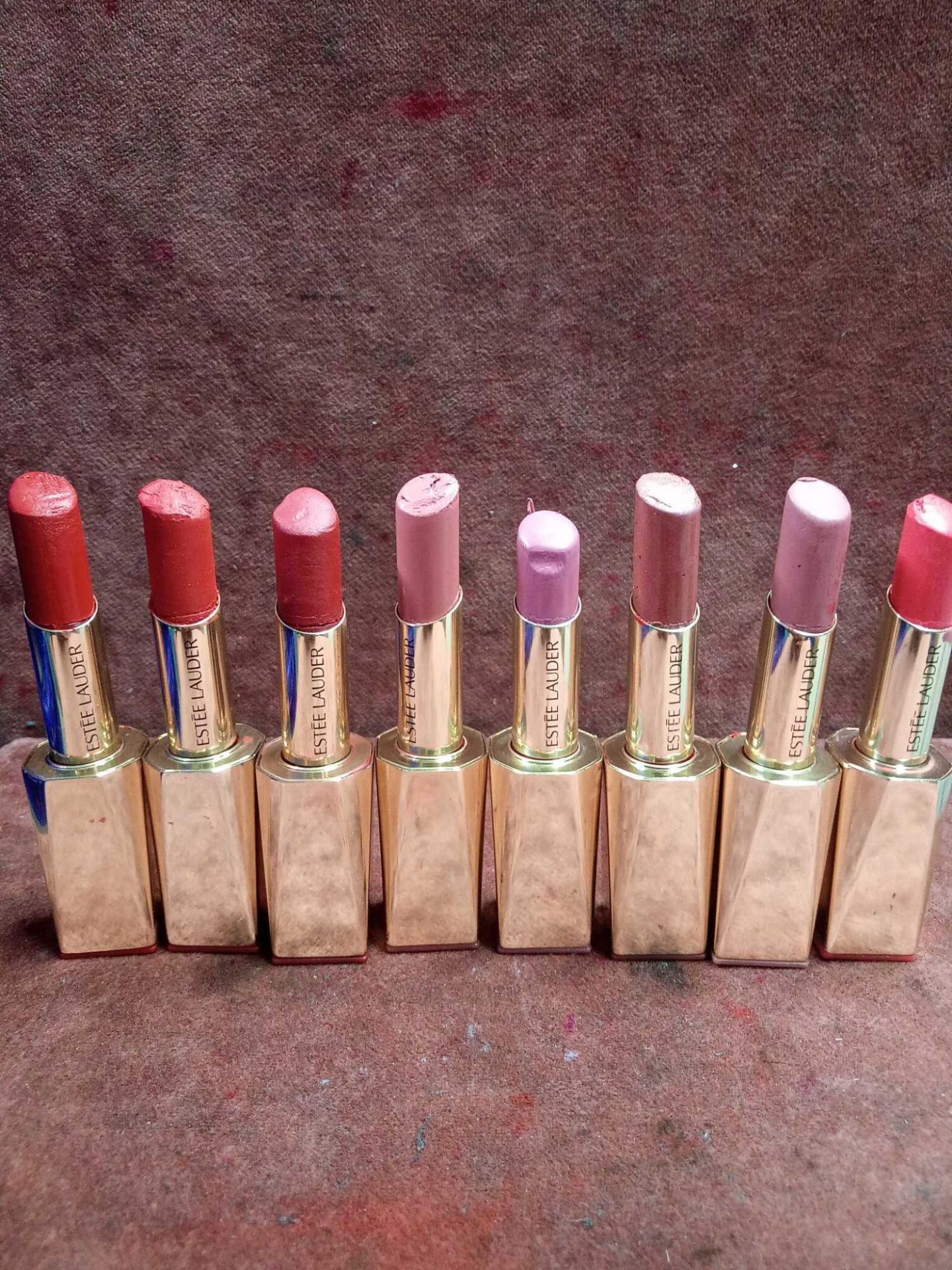 RRP £270 Lot To Contain 7 Testers Of Estee Lauder Desire Lipsticks In Assorted Shades Ex-Display