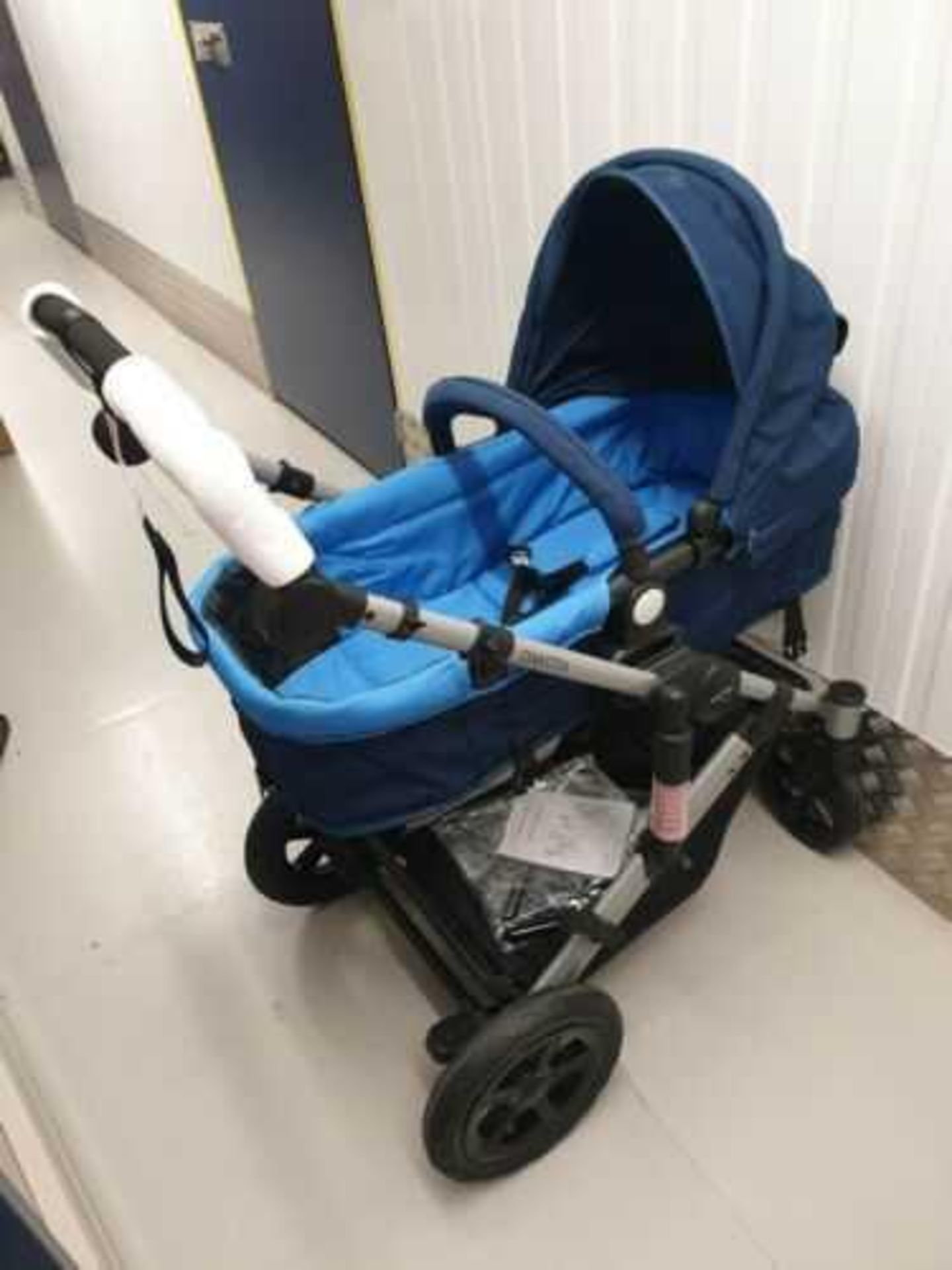 RRP £200 Unboxed Your Baby Dakota 2 In 1 Baby Stroller