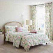 RRP £150 Combined Lot To Contain 4 Assorted Designer Bedding Sets