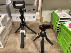RRP £120 Lot To Contain 2 Assorted Joby And Manfrotto Iphone Tripods