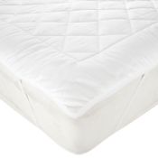 (Ar) RRP £115 Lot To Contain 1X Light Cotton Mattress Topper (3898273) And 1X Mattress Protector (00
