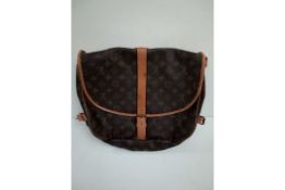 RRP £1450 Louis Vuitton Samur 30 Shoulder Bag Grade Ab (Aan5114) (Appraisals Available Upon Request)