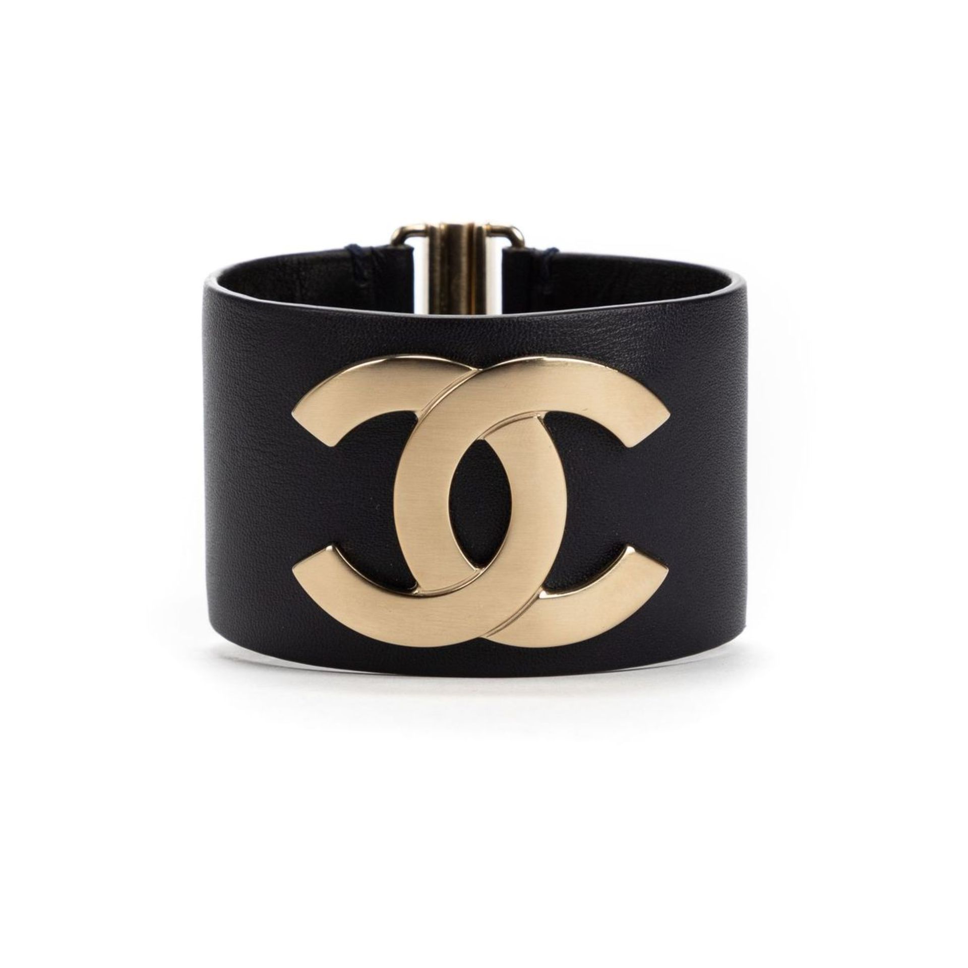 RRP £900 Chanel Exclusive Edition Logo Cuff in Navy - EAG3044 - Grade A Please Contact Us Directly - Image 2 of 3