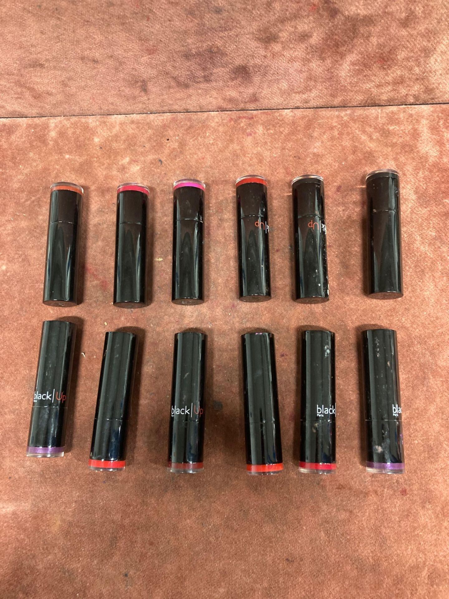 (Jb) RRP £200 Lot To Contain 12 Testers Of Black Up Paris Lipsticks In Assorted Shades All Ex-Displa