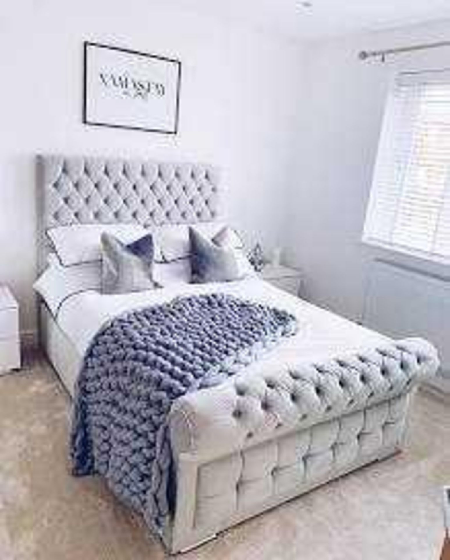 RRP £600 Boxed Diamonte Back Designer Bed In White