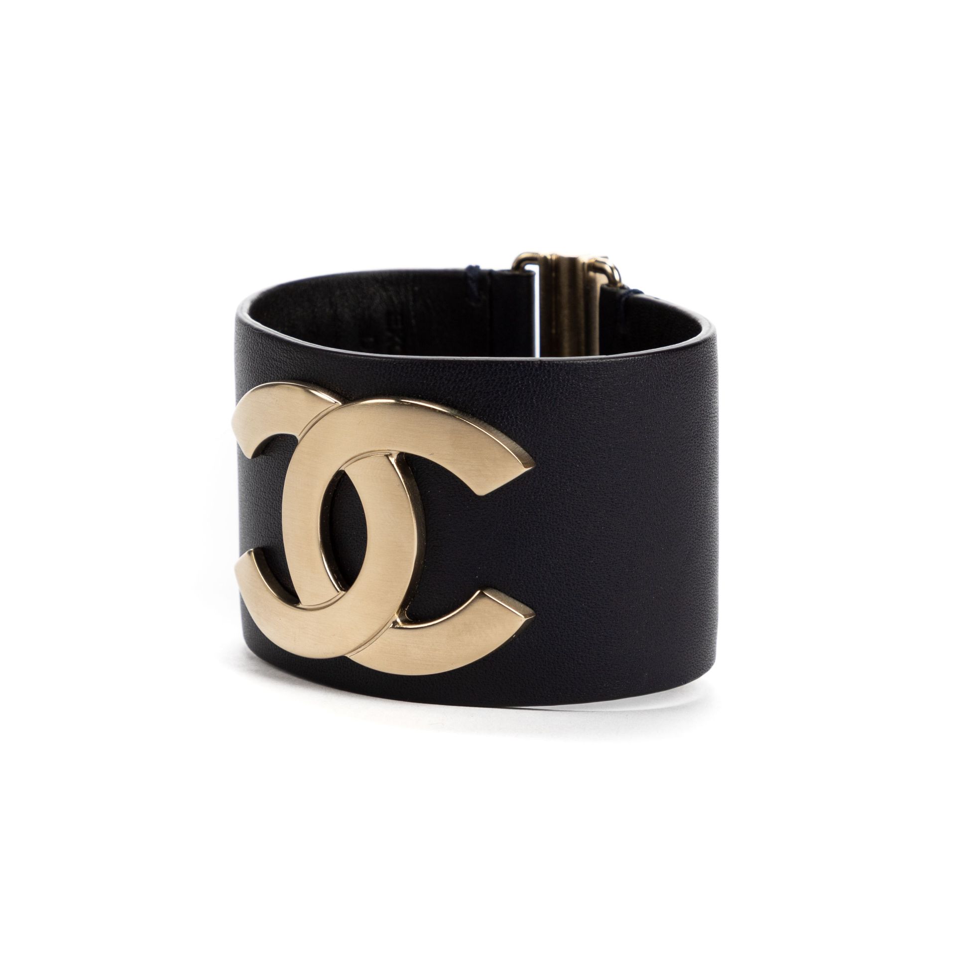 RRP £900 Chanel Exclusive Edition Logo Cuff in Navy - EAG3044 - Grade A Please Contact Us Directly