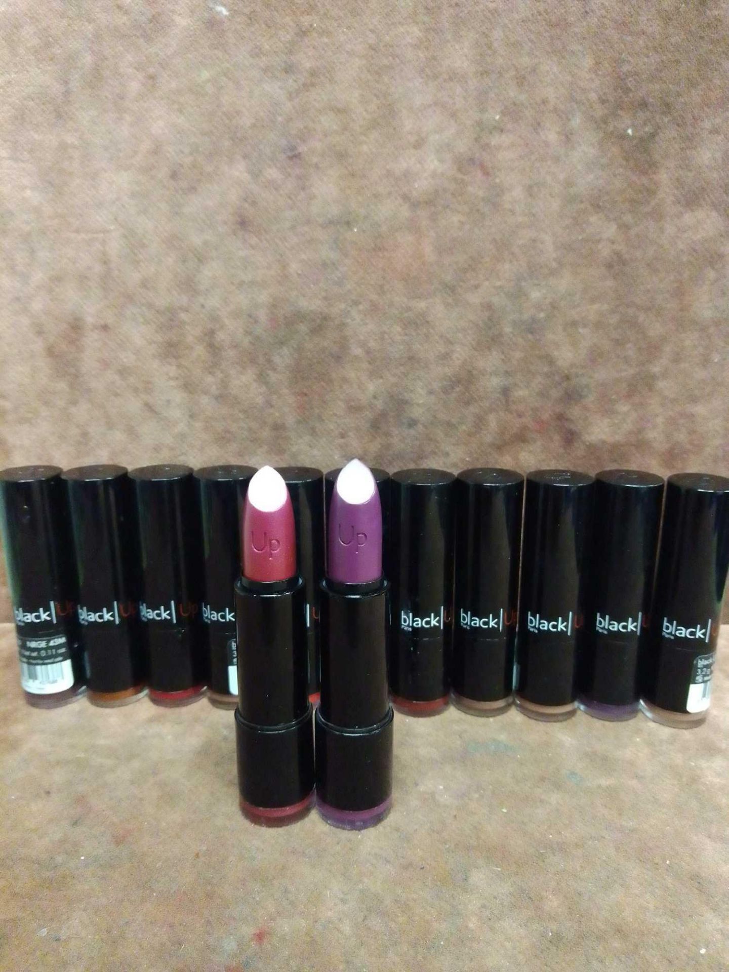 (Jb) RRP £200 Lot To Contain 12 Testers Of Black Up Paris Lipsticks In Assorted Shades All Ex-Displa