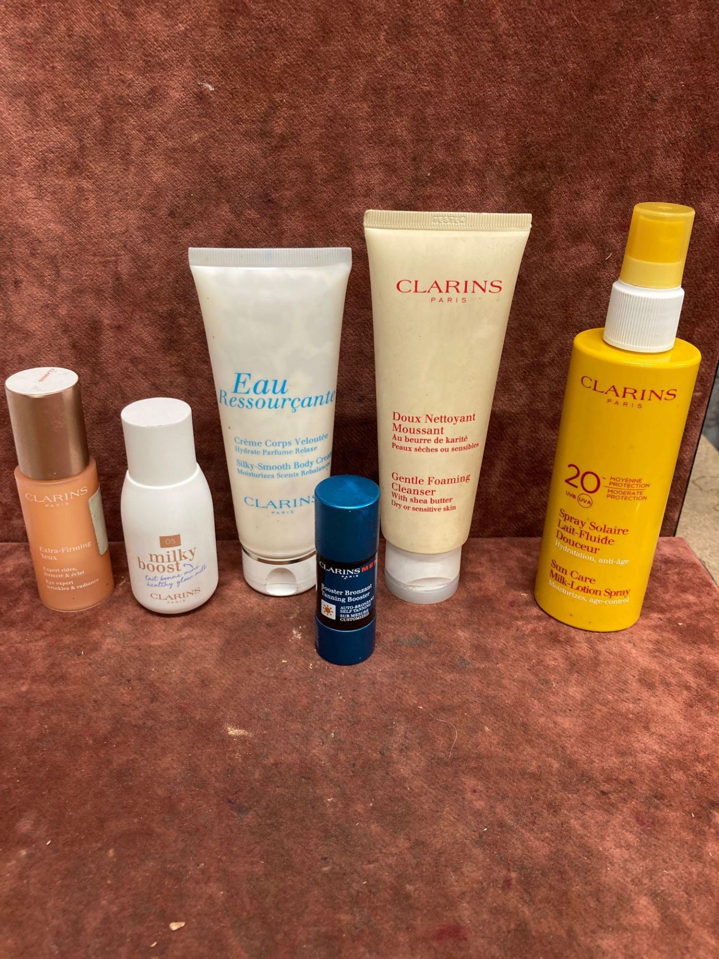 (Jb) RRP £185 Lot To Contain 6 Testers Of Assorted Premium Clarins Products To Include 15Ml Extra Fi