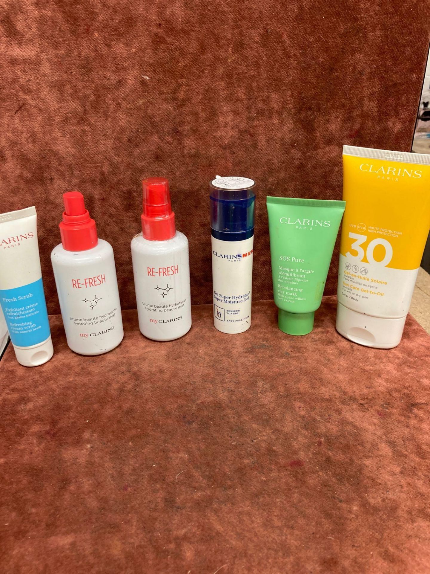 (Jb) RRP £180 Lot To Contain 6 Testers Of Assorted Premium Clarins Products To Include 75Ml Sos Pure