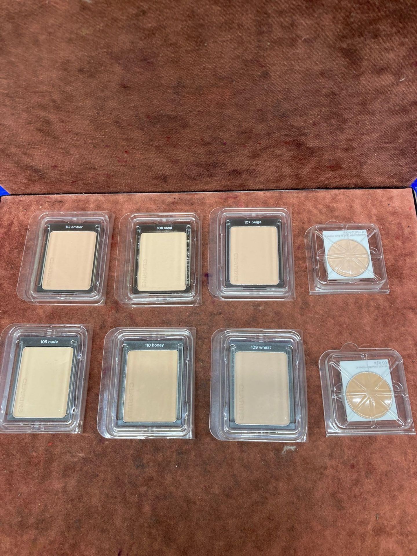 (Jb) RRP £200 Lot To Contain 6 Testers Of Clarins Pressed Powder Foundations And 2 Testers Of Clarin