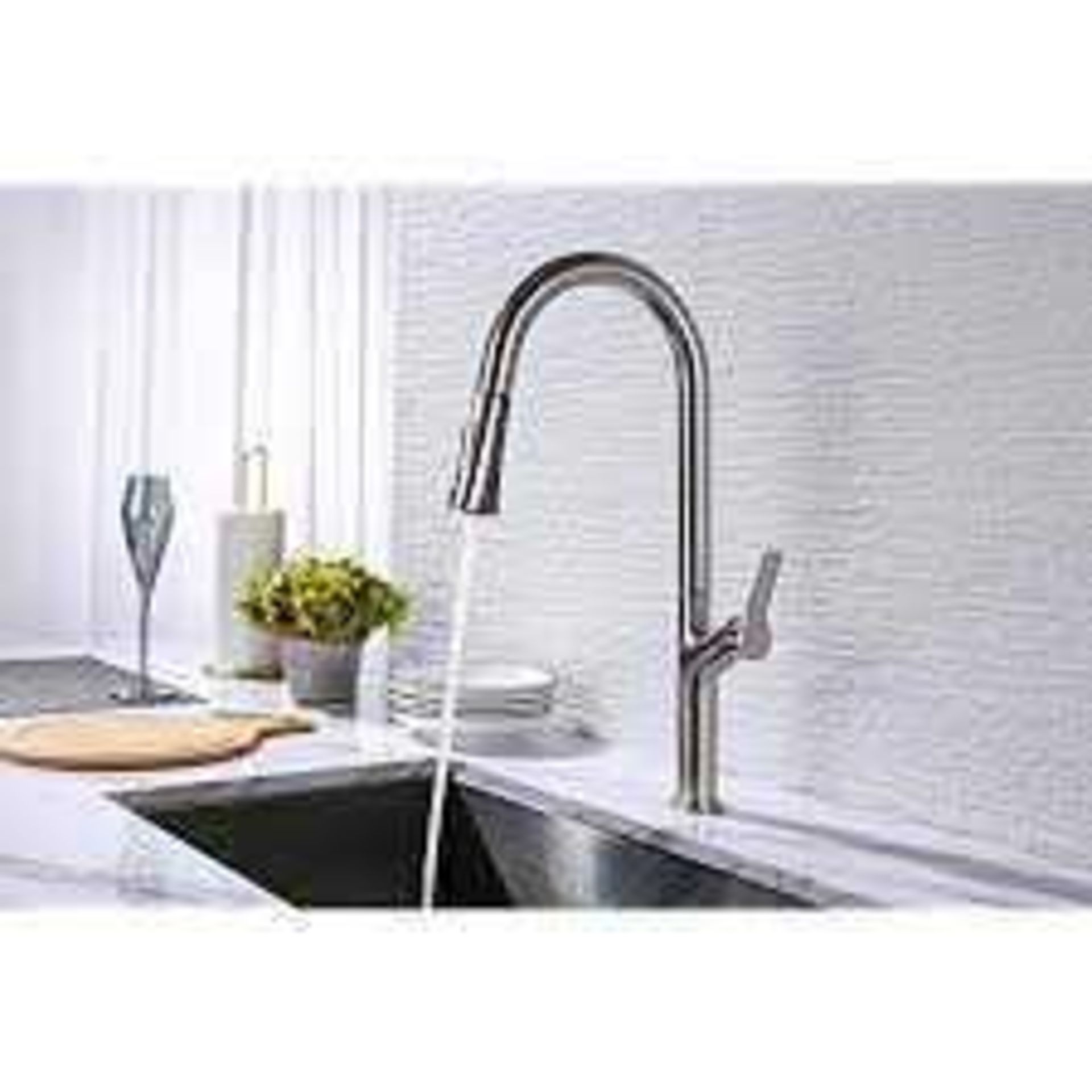 RRP £300 Boxed Brand New Damascus 67 Pull Down Kitchen Mixer Tap