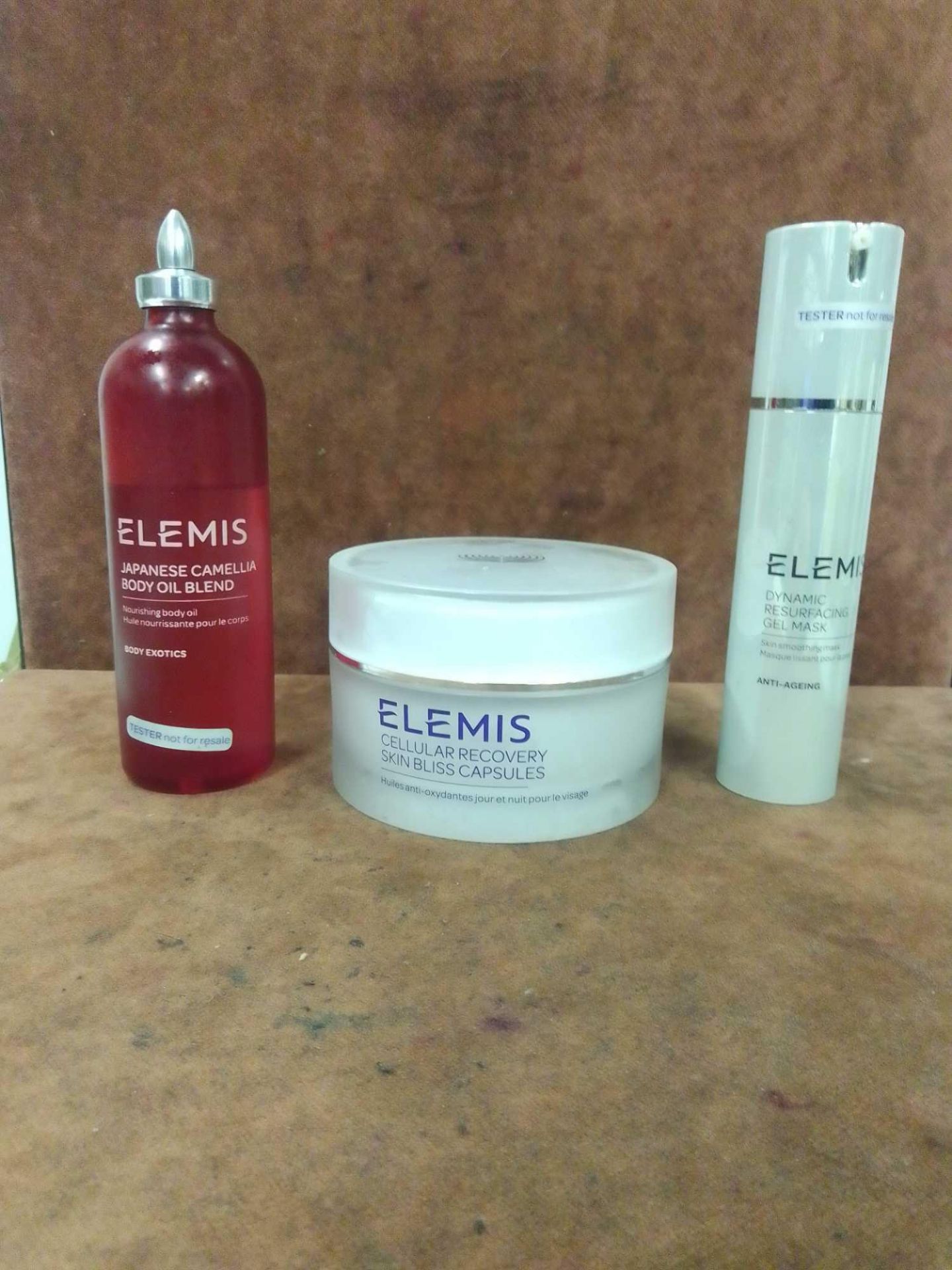 RRP £300 Lot To Contain 10 Assorted Elemis Skincare Cream And Lotions - Image 2 of 3