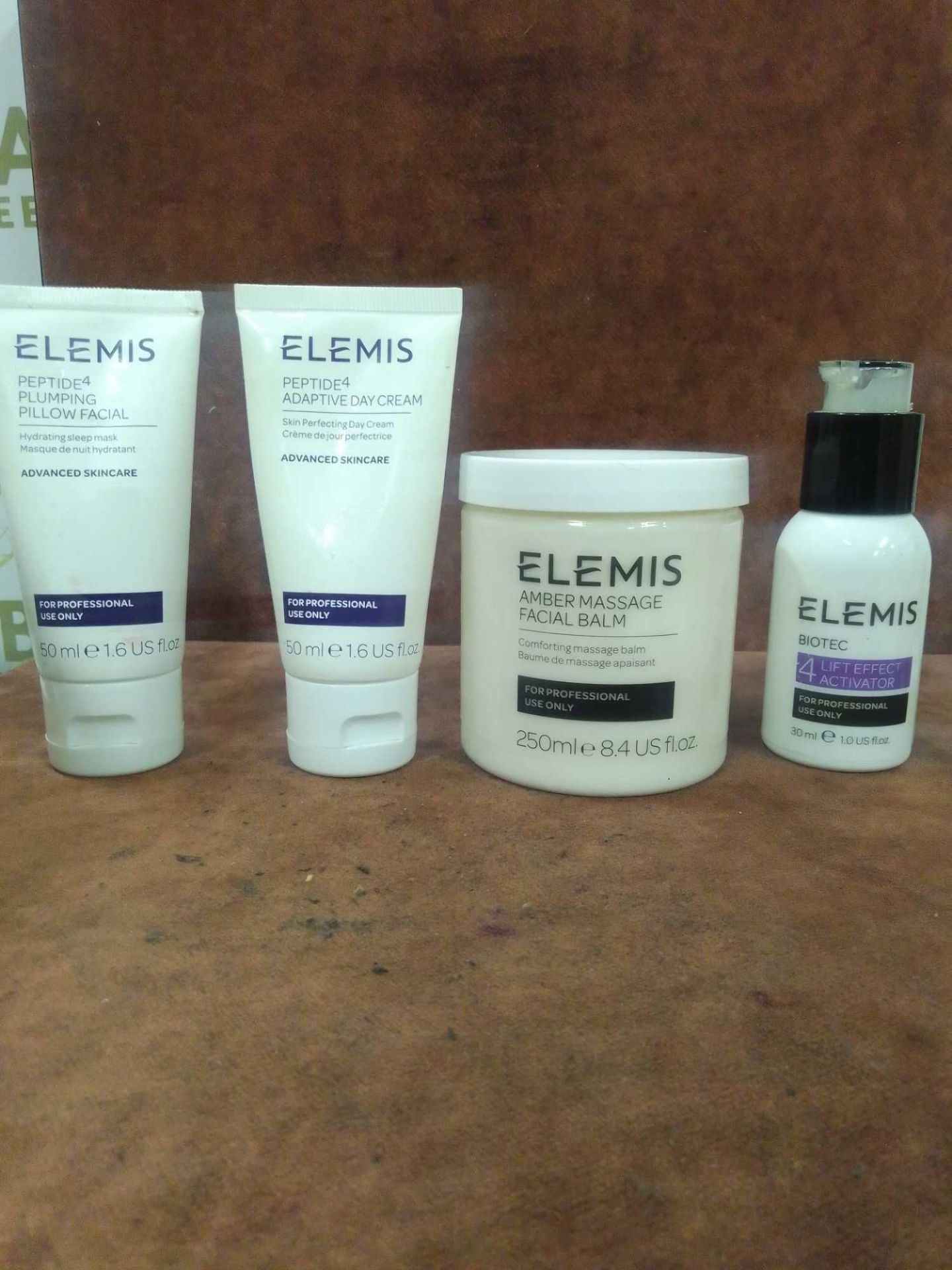 RRP £300 Lot To Contain 10 Assorted Elemis Lotions And Creams - Image 2 of 3