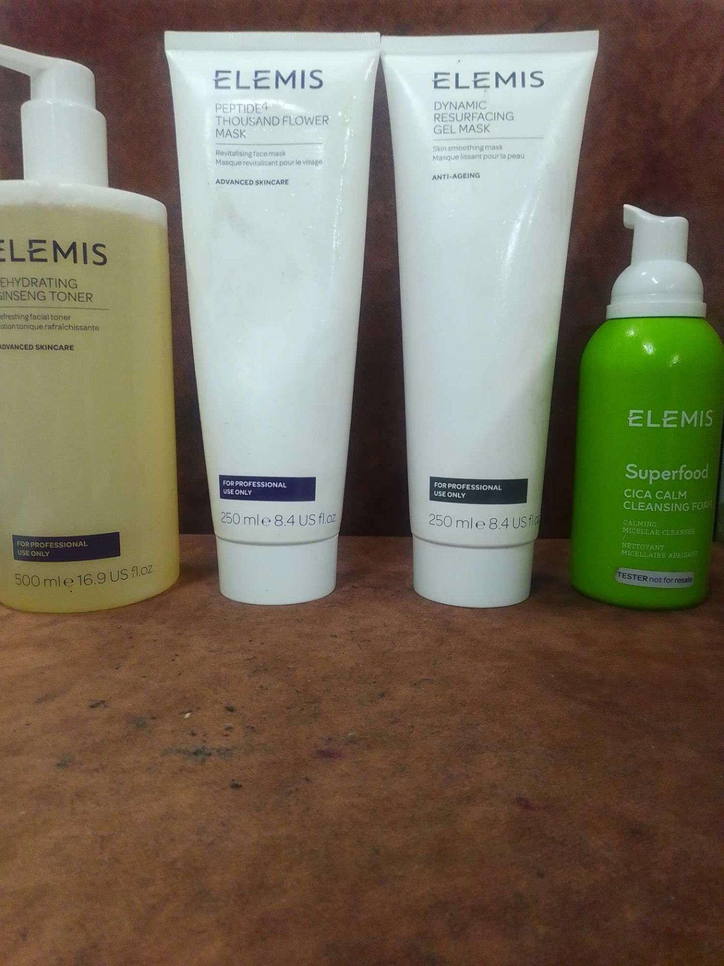 RRP £300 Lot To Contain 10 Assorted Elemis Lotions And Creams