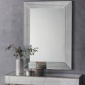 RRP £200 Boxed Rawson Leaner 24X36Inch Mirror (Apprasials Available On Request) (Pictures For