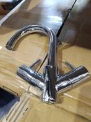 RRP £170 Boxed Damascus 67Inh3156A Kitchen Mixer In Stainless Steel (Appraisals Available On