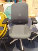 RRP £140 Mesh Back Lumar Support Ergonomic Swivel Office Chair (Appraisals Available On Request) (