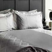 RRP £120 Kelly Hoopen 6 Piece Double Silver Grey Complete Bed Set (Appraisals Available On