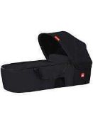 RRP £200 Boxed Mamas And Papas Carrycot 42.133 (Appraisals Available On Request) (Pictures For