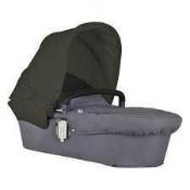 RRP £140 Boxed Icandy Raspberry Carry Cot 8.082 (Appraisals Available On Request) (Pictures For