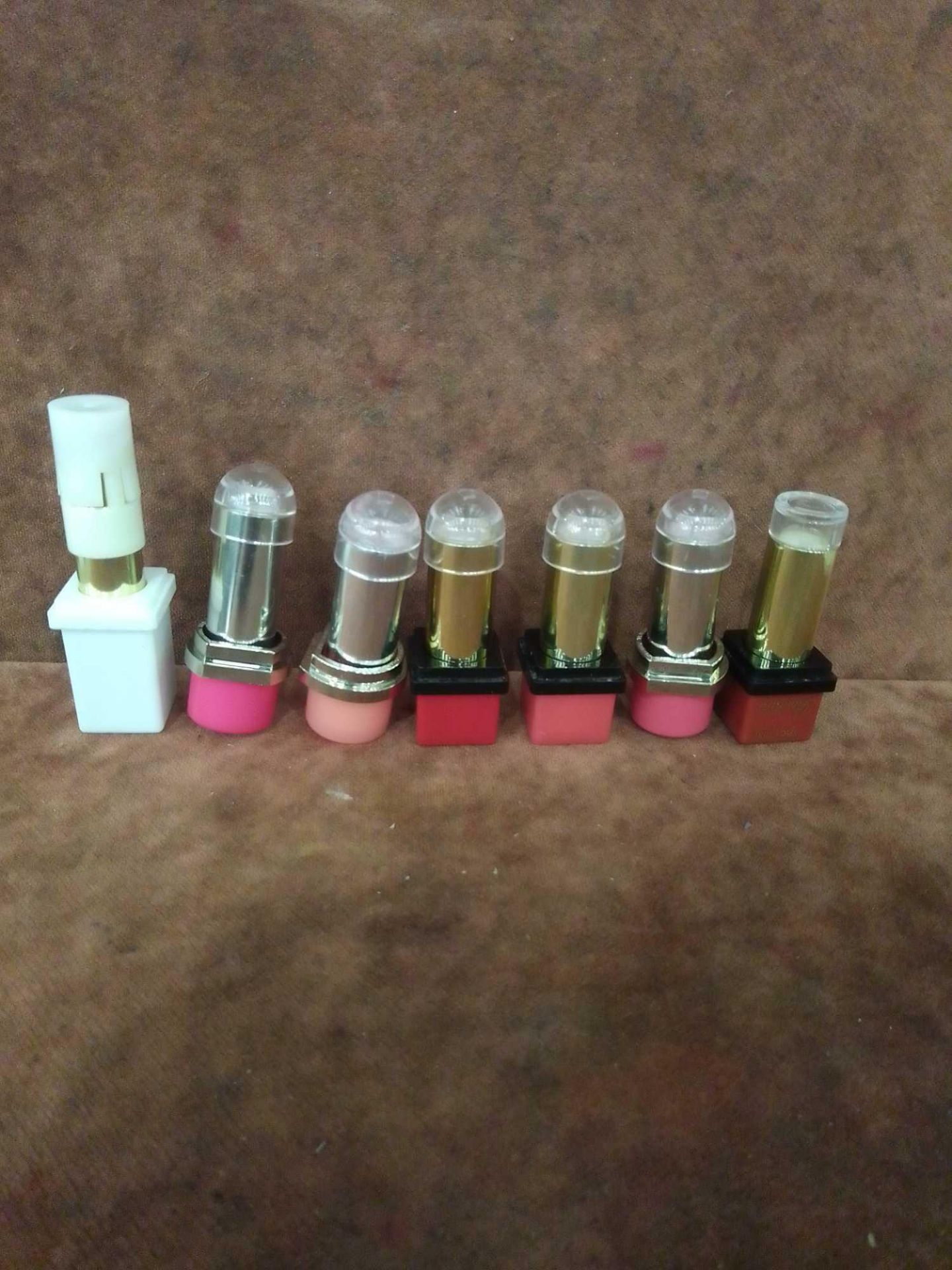 (Jb) RRP £210 Lot To Contain 7 Testers Of Assorted Premium Guerlain Lipsticks All Assorted Shades An