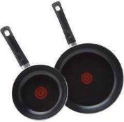 RRP £70 Lot To Contain 2 Assorted Tefal Non Stick Frying Pans 1502192 664388 (Appraisals Available