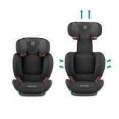 RRP £150 Boxed Maxi Cosy In Car Children's Safety Seat 2.136 (Appraisals Available On Request) (