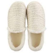 RRP £110 Lot To Contain 2 Assorted Pairs Of Toms Women's Size Uk 5 And Uk 6 Slippers And Black