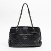 RRP £2,900 Chanel CC Shopper Tote Shoulder Bag Black - AAR3485 - Grade A - Please Contact Us
