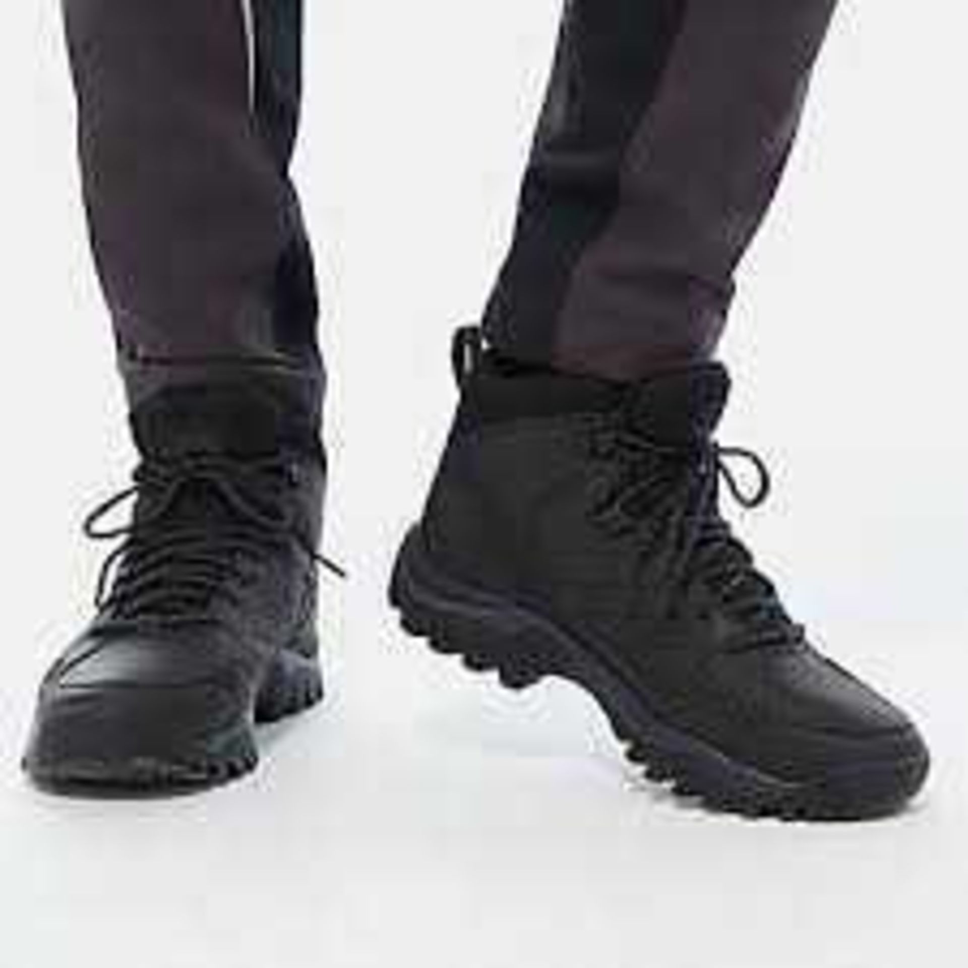 RRP £90 Boxed Pair Of Size Uk 12 The North Face Mens Storm Strike Walking Boots (40.227) (Appraisals