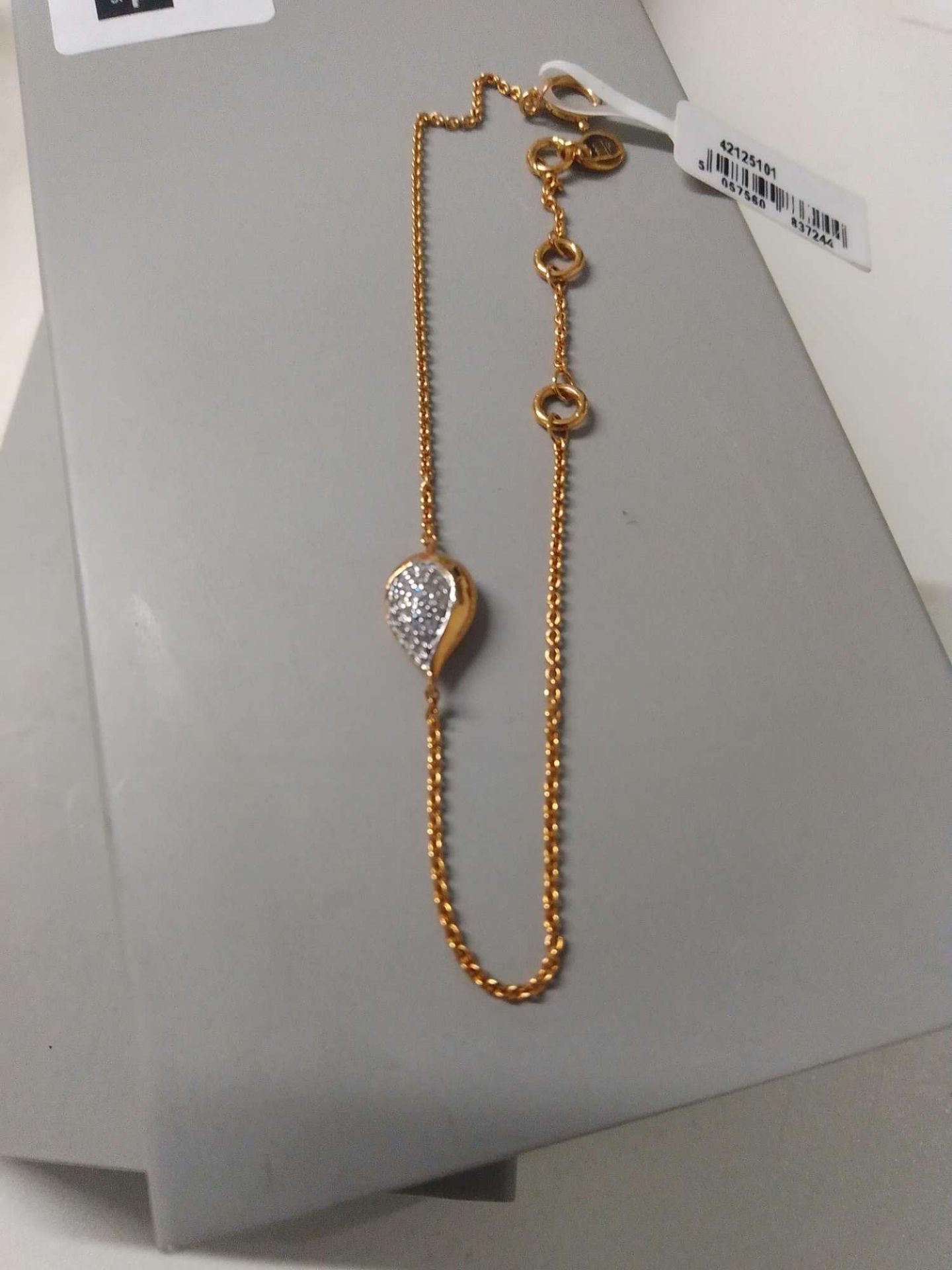 RRP £160 Bagged Designer Gold Necklace With Raindrop Silver Crest (8.080) (Appraisals Available On
