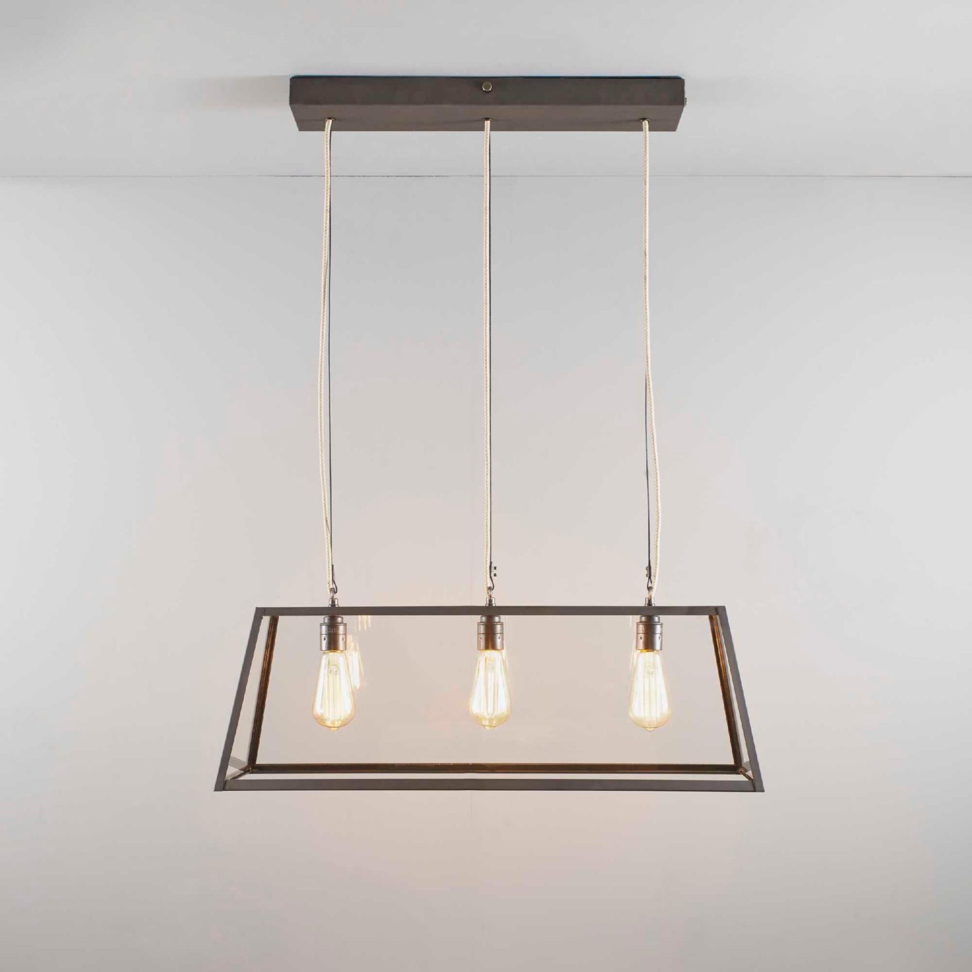 RRP £845 Boxed Davey Lighting Diner Pendant Light (65.130) (Appraisals Available On Request) (