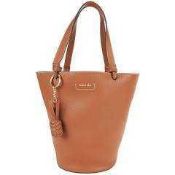 RRP £495 C By Chloe Tan Leather Ladies Bucket Handbag (708887) (Appraisals Available On Request)(