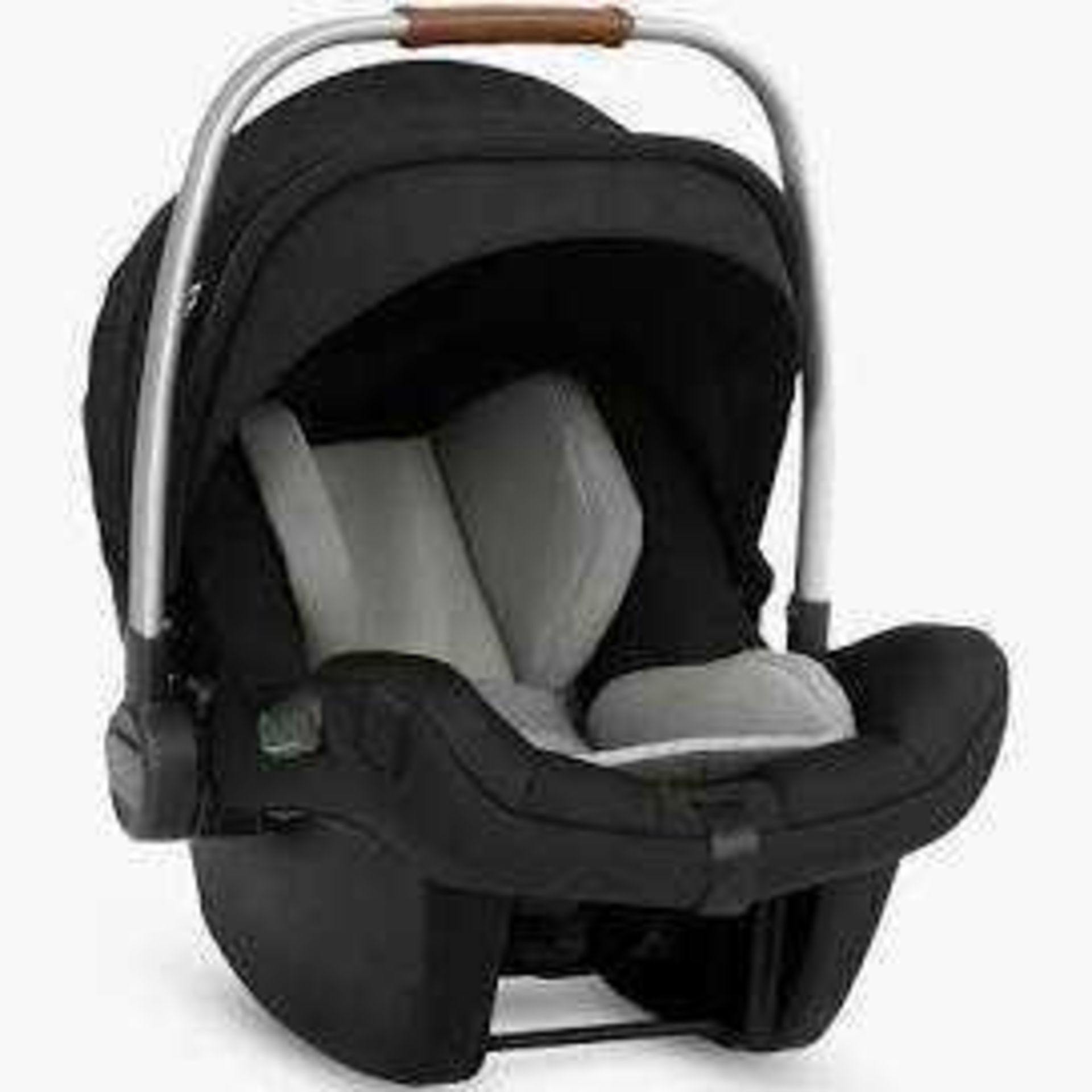 RRP £230 Boxed Nuna Pipper Next System Compatible Car Seat (1290313) (Appraisals Available On