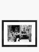 RRP £150 Framed Audrey Hepburn Shopping At Tiffany's Art Print (1263879) (Appraisals Available On