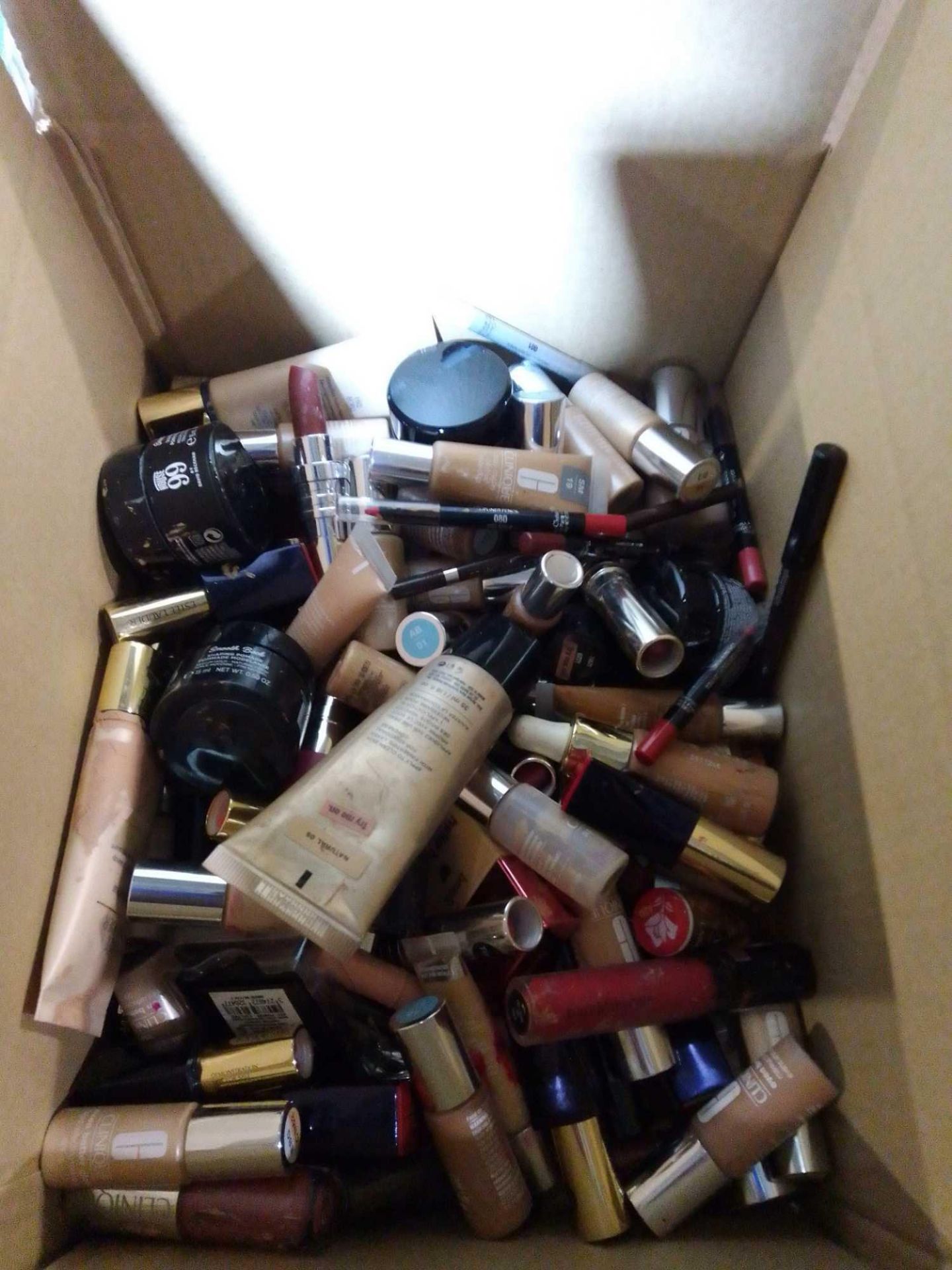 (Jb) RRP £400 Lot To Contain Large Assortment Of Cosmetics Products To Include Brands Such As Chanel
