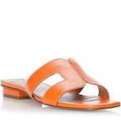 RRP £120 Lot To Contain 2 Boxed Assorted Pairs Of Dune Ladies Sandals And Wedge Sandals In Sizes